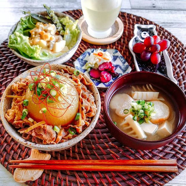 まるごと玉ねぎトッピング×牛丼レシピ