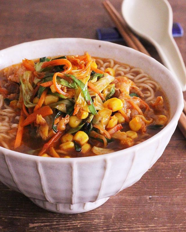 辛味プラスで大人の味♡辛味噌ラーメンレシピ