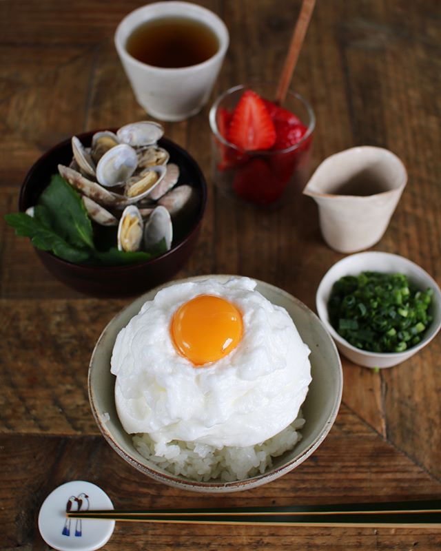 メレンゲをのせた卵かけご飯