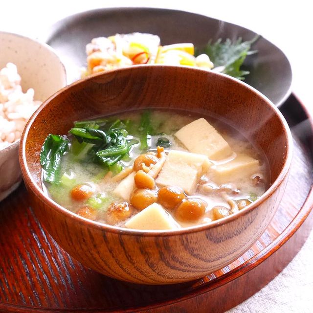 高野豆腐と野菜の味噌汁