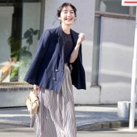 今季も注目の《プリーツスカート》。30代女子の春らしい着こなし