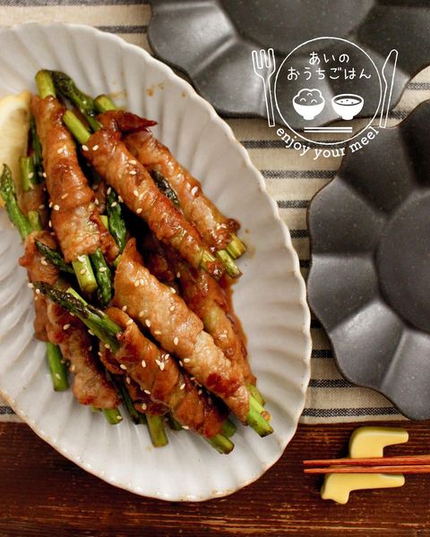 人気のおかず！アスパラの肉巻き