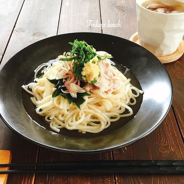 夏にさっぱり食べやすい豚しゃぶ冷やしうどんレシピ