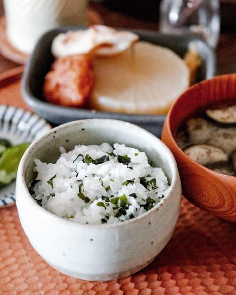 小学生が喜ぶご飯！給食みたいなわかめご飯