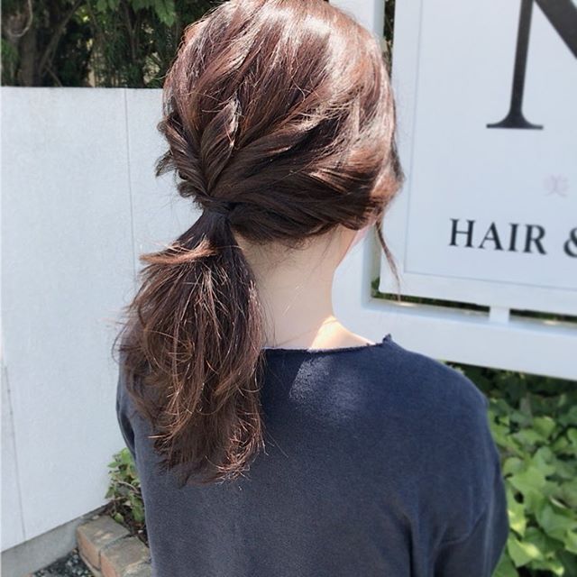 崩し不要でおしゃれ！ローポニーヘアアレンジ