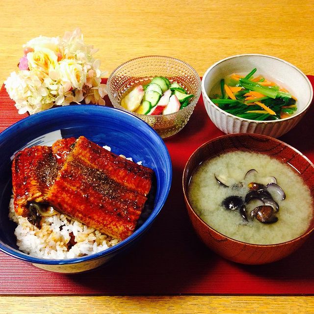 うな丼献立をさっぱり！たこきゅうり酢レシピ