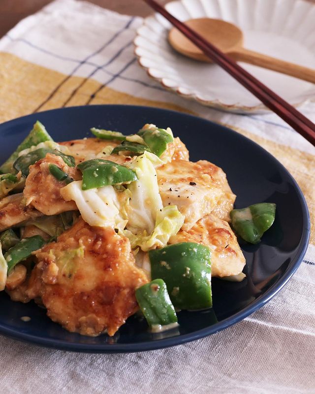 鶏肉とキャベツのコク旨味噌炒め