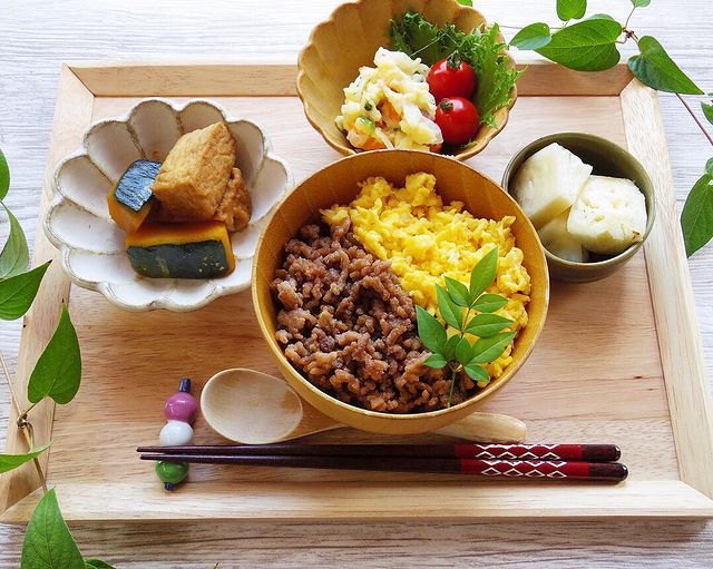 そぼろ丼