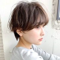 簡単なヘアアレンジで印象チェンジ。ハンサムショートのおしゃれな髪型14選