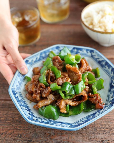 豚こま肉、ピーマン、炒め、チンジャオロース。