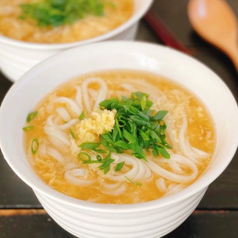 夜食に人気のかき玉うどんレシピ