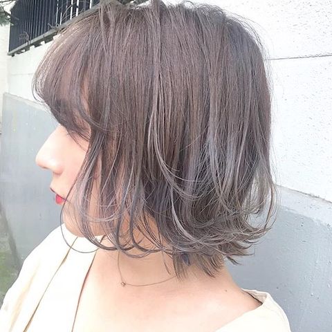 大人気♡明るめグレーのグラデーションヘアカラー