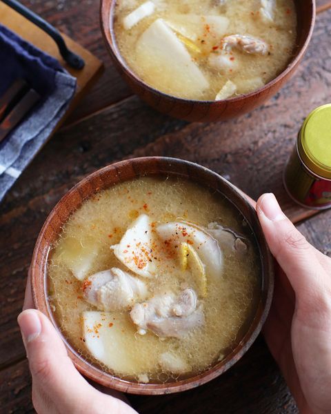 ほっこり美味しい♡鶏と里芋の味噌汁レシピ