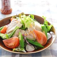 さっぱり美味しい！夏に食べたいボリュームたっぷり冷しゃぶサラダ