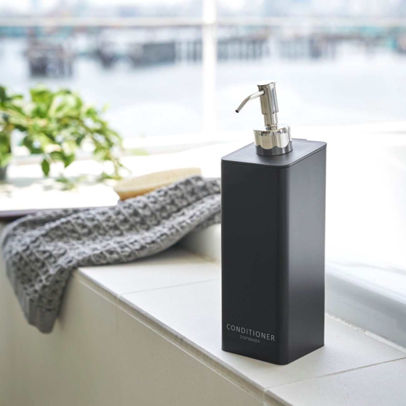 使い勝手のいいおしゃれなシャンプーボトル 詰め替えにも便利な人気商品18選 Folk