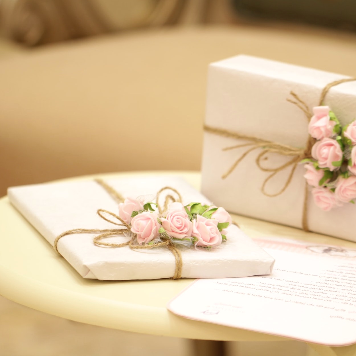 兄弟に贈る結婚祝いプレゼント マナーを守ったお祝いのギフトを予算別にご紹介 Folk 兄弟に贈る結婚祝いプレゼント マナーを守ったお祝いのギフトを予算別にご紹介 Folk