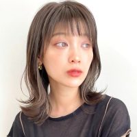 イヤリングカラーの簡単ヘアアレンジ14選！さりげないチラ見せでこなれ感を演出