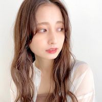 オリーブブラウンヘアカラーの色見本。ブリーチあり、なしなどおすすめの髪色