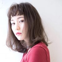 ブリーチなしで赤系ヘアカラーができる！明るさ別におすすめの髪色をご紹介