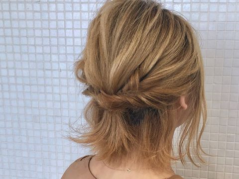 ゴム隠しでお呼ばれにも使えるヘアアレンジ