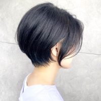 40代の大人女性に似合う黒髪の髪型14選。レングス別におすすめのヘアカタログ