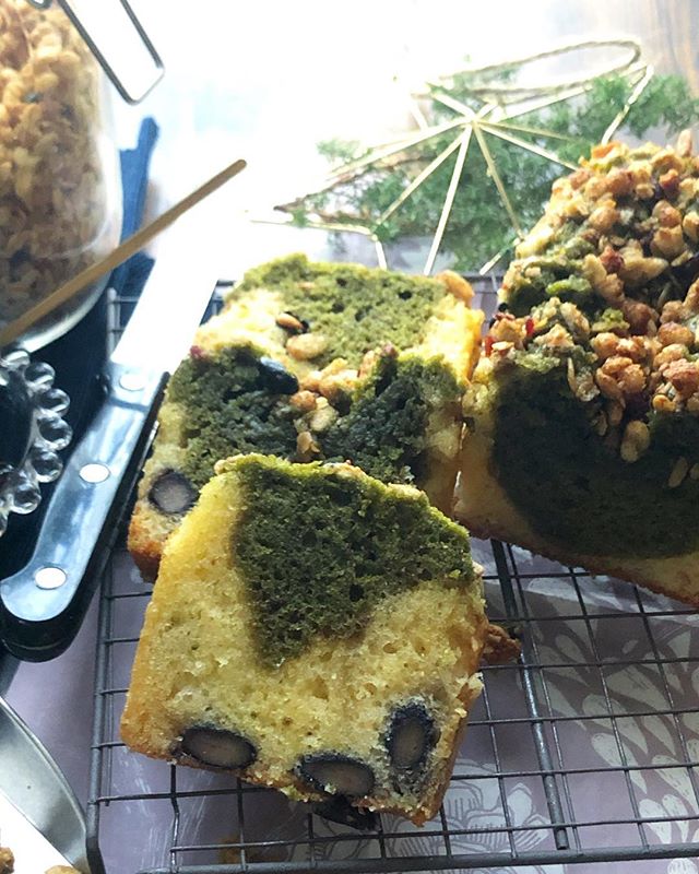 抹茶ときなことグラノーラのパウンドケーキ