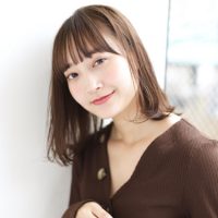 アレンジ自在【ミディアムボブ】特集。短め〜長めまで小顔効果も出せるヘアをご紹介