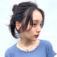 ミディアムの簡単お団子ヘアアレンジ集。おしゃれルーズなヘアスタイルまとめ