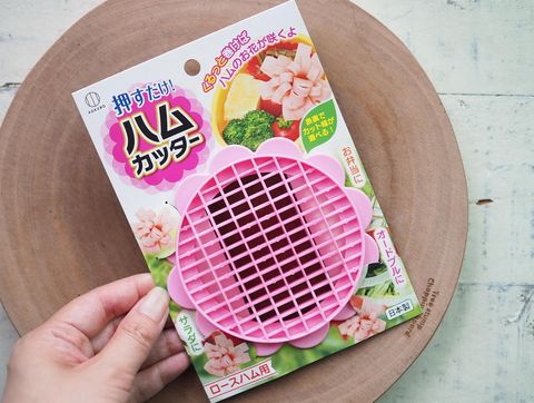 お弁当のハムに使えるセリアのキッチングッズ