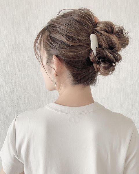 ふんわり可愛い二段お団子ヘアアレンジ