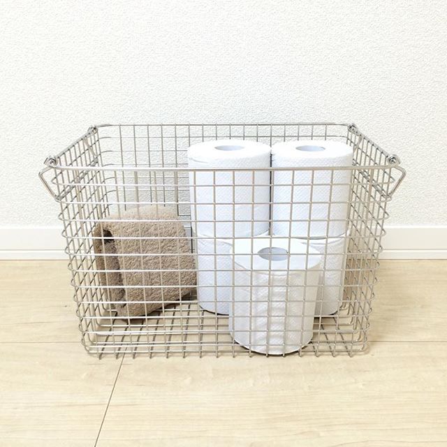 小物収納にも◎使いやすい無印ワイヤーバスケット