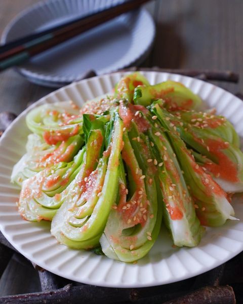 食卓に映えるチンゲン菜の明太ナムルレシピ