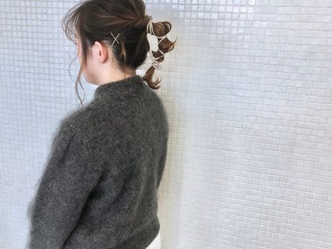 人気の紐を使った三つ編みヘアアレンジ