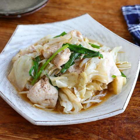 鶏むねとキャベツの香り胡麻油蒸しレシピ