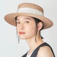 麦わら帽子に似合う髪型でもっと可愛いく。相性抜群なヘアアレンジを長さ別にご紹介