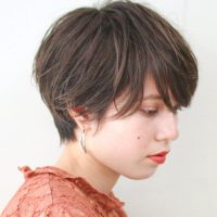 冬におすすめのショートヘアカタログ《2023》大人に似合う流行りの髪型をご紹介