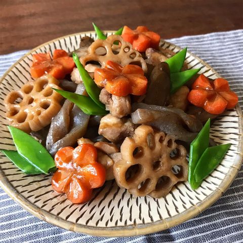 初心者でも綺麗に作れるレンジ筑前煮レシピ ⁡