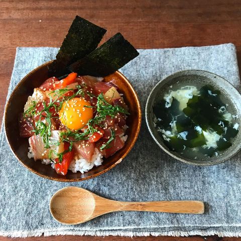 おさかなユッケ丼