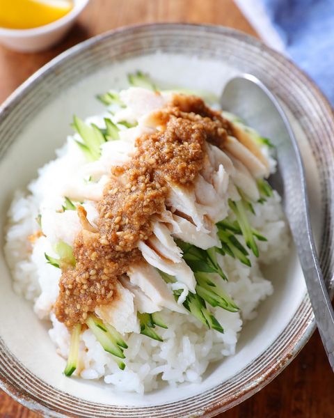 棒棒鶏風のっけ丼