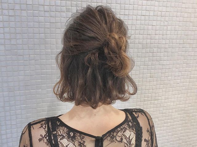 ふんわり感が大人可愛いセルフヘアアレンジ