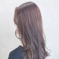 《2023冬》ロングに似合うヘアカラーカタログ。今流行りの大人可愛い髪型