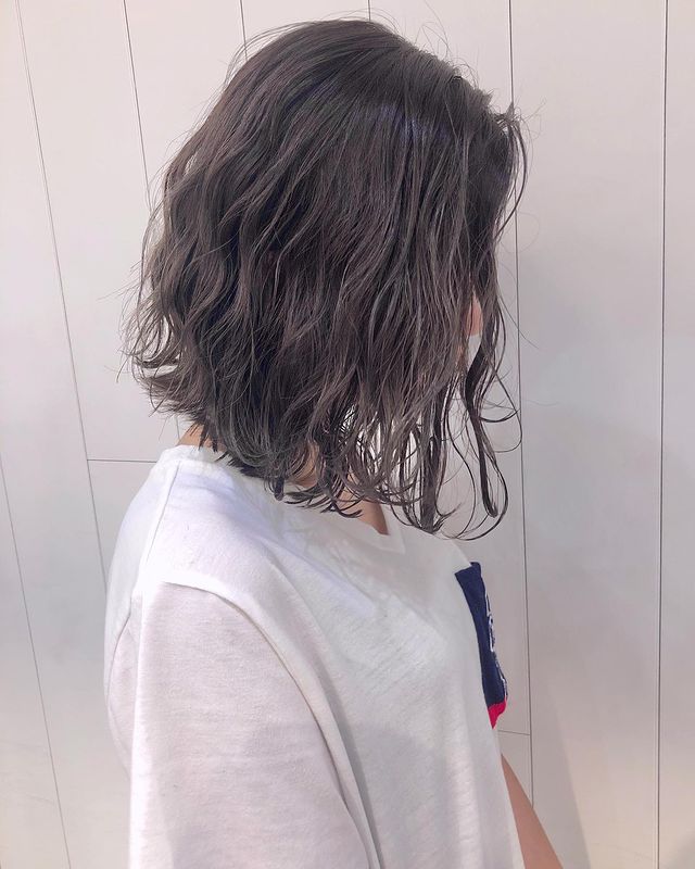 ヘアアレンジしやすい前下がりパーマボブ