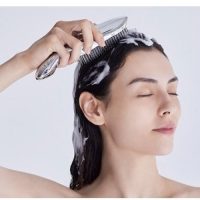 産後のママが便利に使えるヘアケアのプレゼント。抜け毛などに10のアイテムを厳選