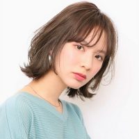 2023春に人気のボブヘアカタログ。大人女性に似合う今どきの髪型をピックアップ