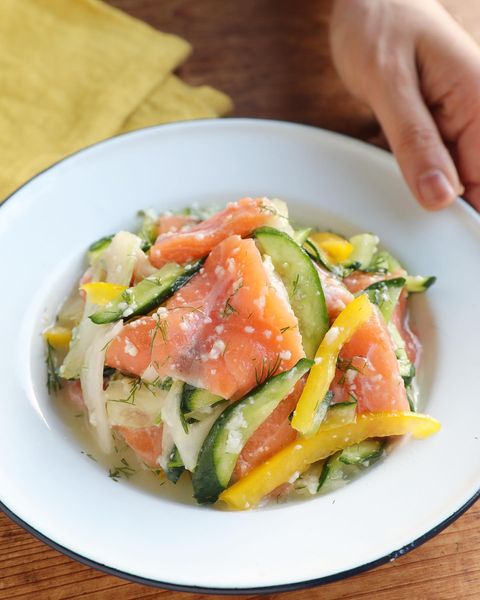 サーモンと彩野菜の塩麹レモンマリネレシピ