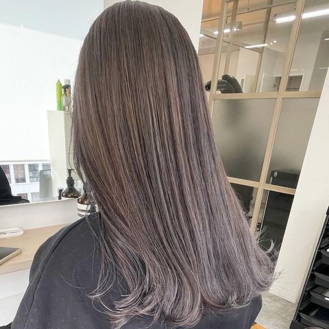 大人の女性に似合うロングヘアスタイル