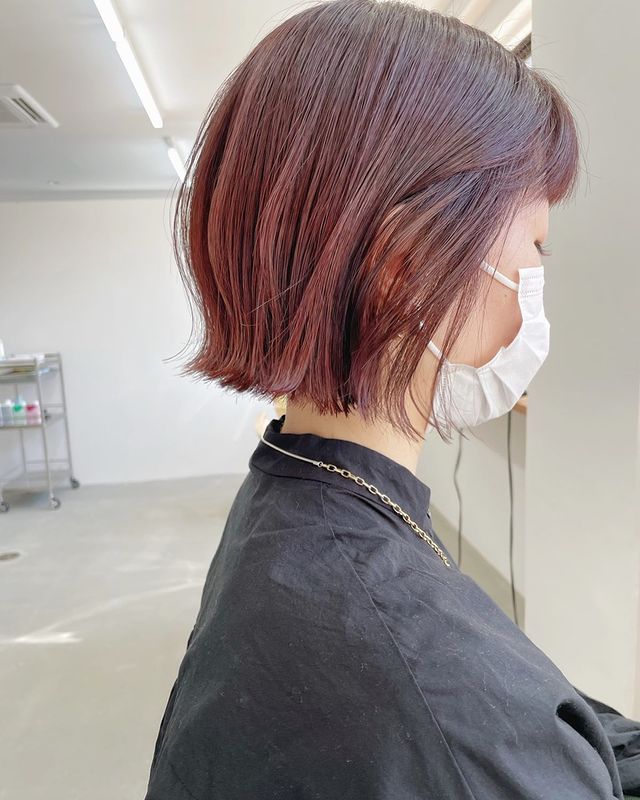 フレッシュな印象のある温かなヘアカラー