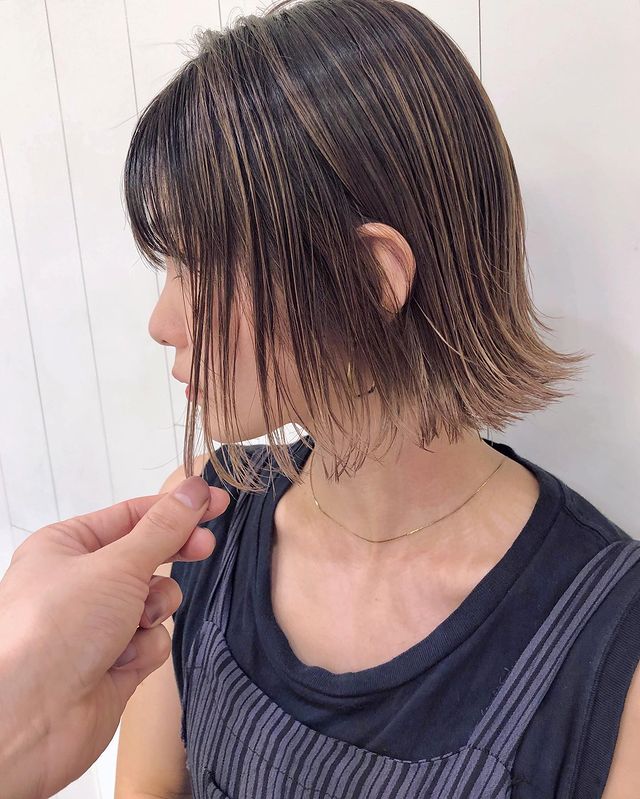 ナチュラルなグラデーションボブヘアスタイル