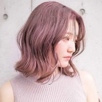 自分に似合う明るめヘアカラーって？《2023》気分上がる今年おすすめのトレンド色