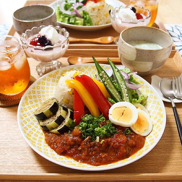 3種の夏野菜のせさば缶トマトカレーレシピ